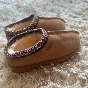Ugg Kids Tazz Slipper Shoe Size 13K Chestnut
